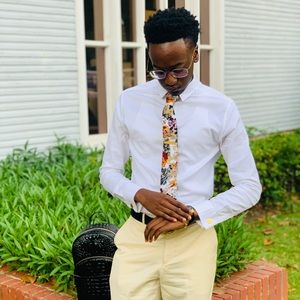 Meet your Posher, Adonis